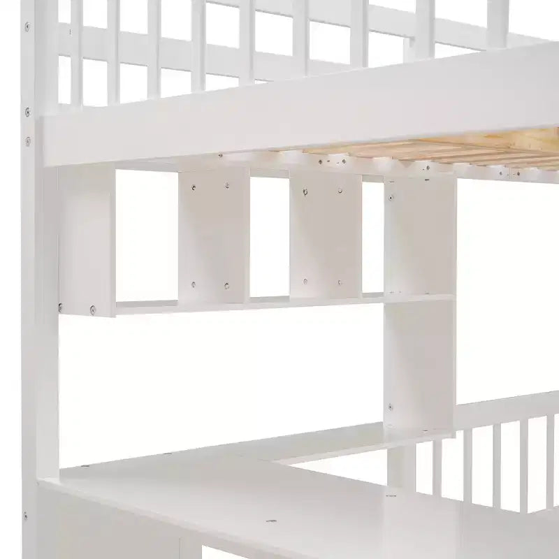 Lits superposés avec bureaux, armoires et tiroirs
