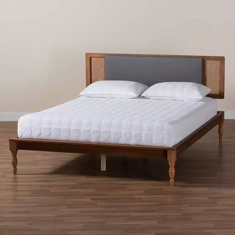 Lit plateforme en bois et tissu