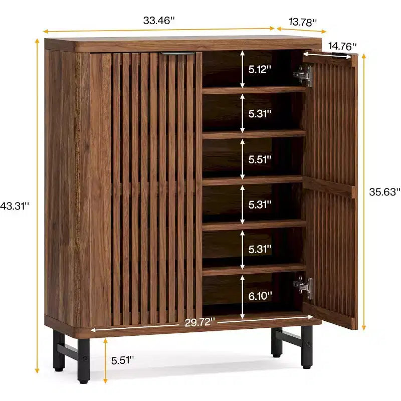 Meuble à chaussures à portes persiennes