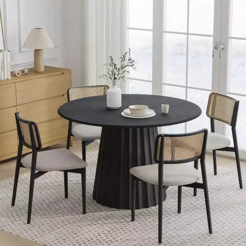 Tables de restaurant de style médiéval